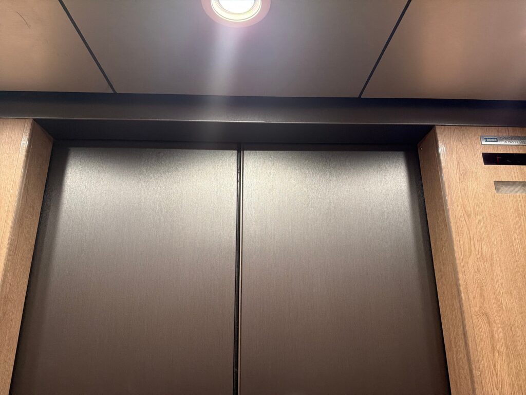 28 Dec 02 2025 06 35pm erdX